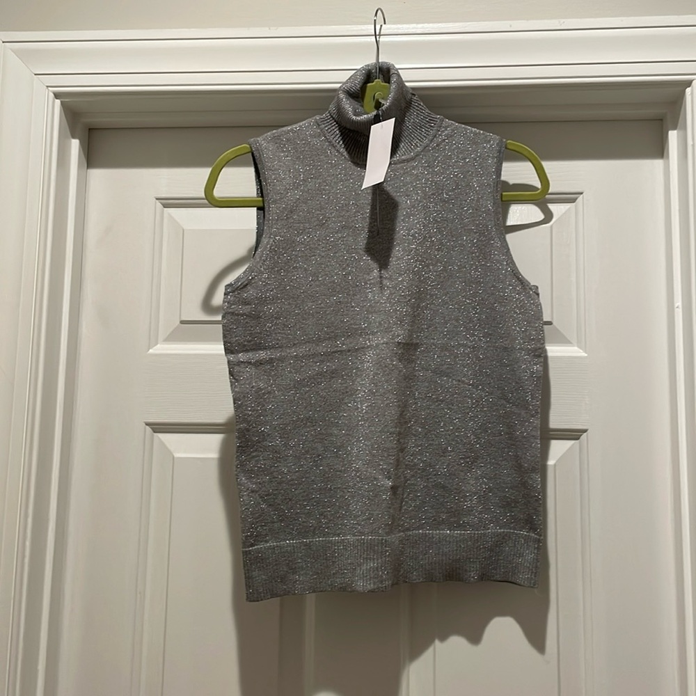 NWT Cable and Gaige Sleeveless sparkle turtleneck sweater
